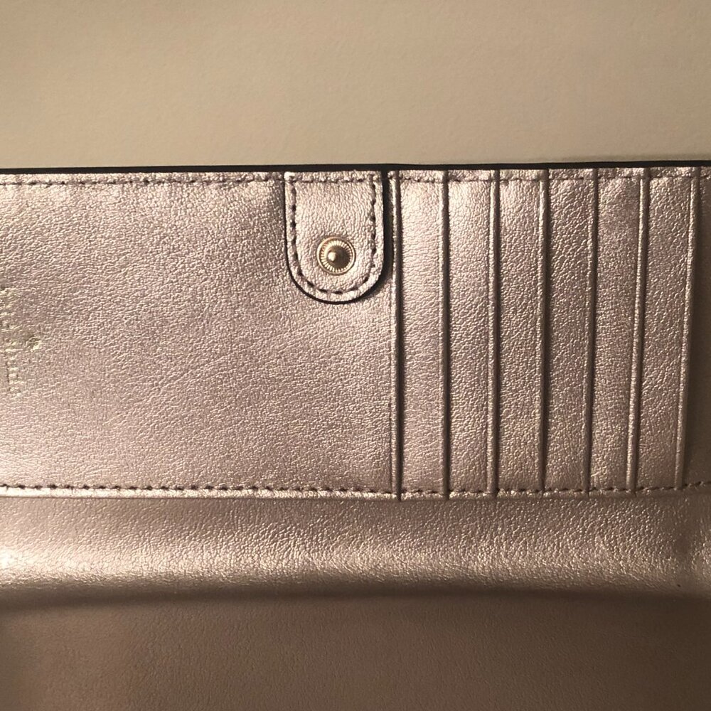 KATE SPADE PINK LEATHER SCALLOP WALLET ~ LARGE ~ 14 CARD SLOTS ~ GOLD INTERIOR - Picture 7 of 10